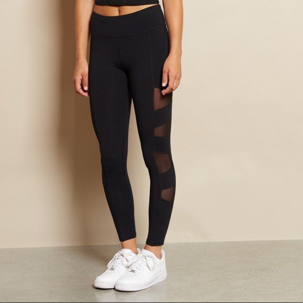 FREE with purshase 🌟 Dark gray leggings 💜